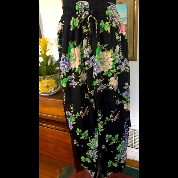 Floral, Asian, JW style lounge pants, S/M, Pool side, loungewear, fancy pants! - Picture 2 of 8